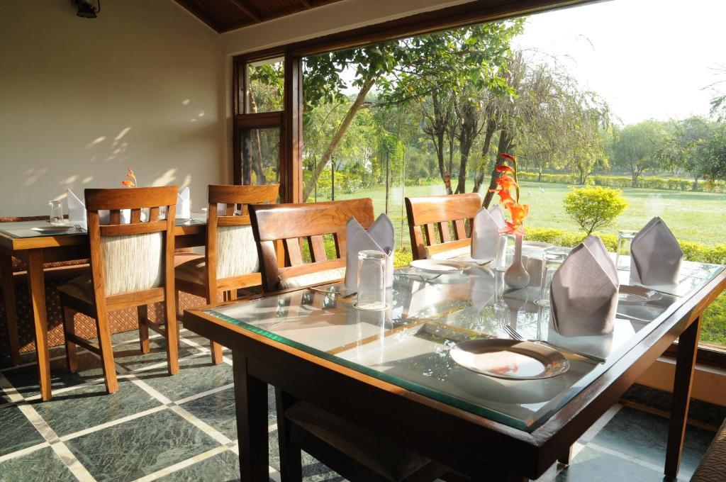 Naturoville Ayurvedic And Yoga Retreat Ξενοδοχείο Rishīkesh Εξωτερικό φωτογραφία