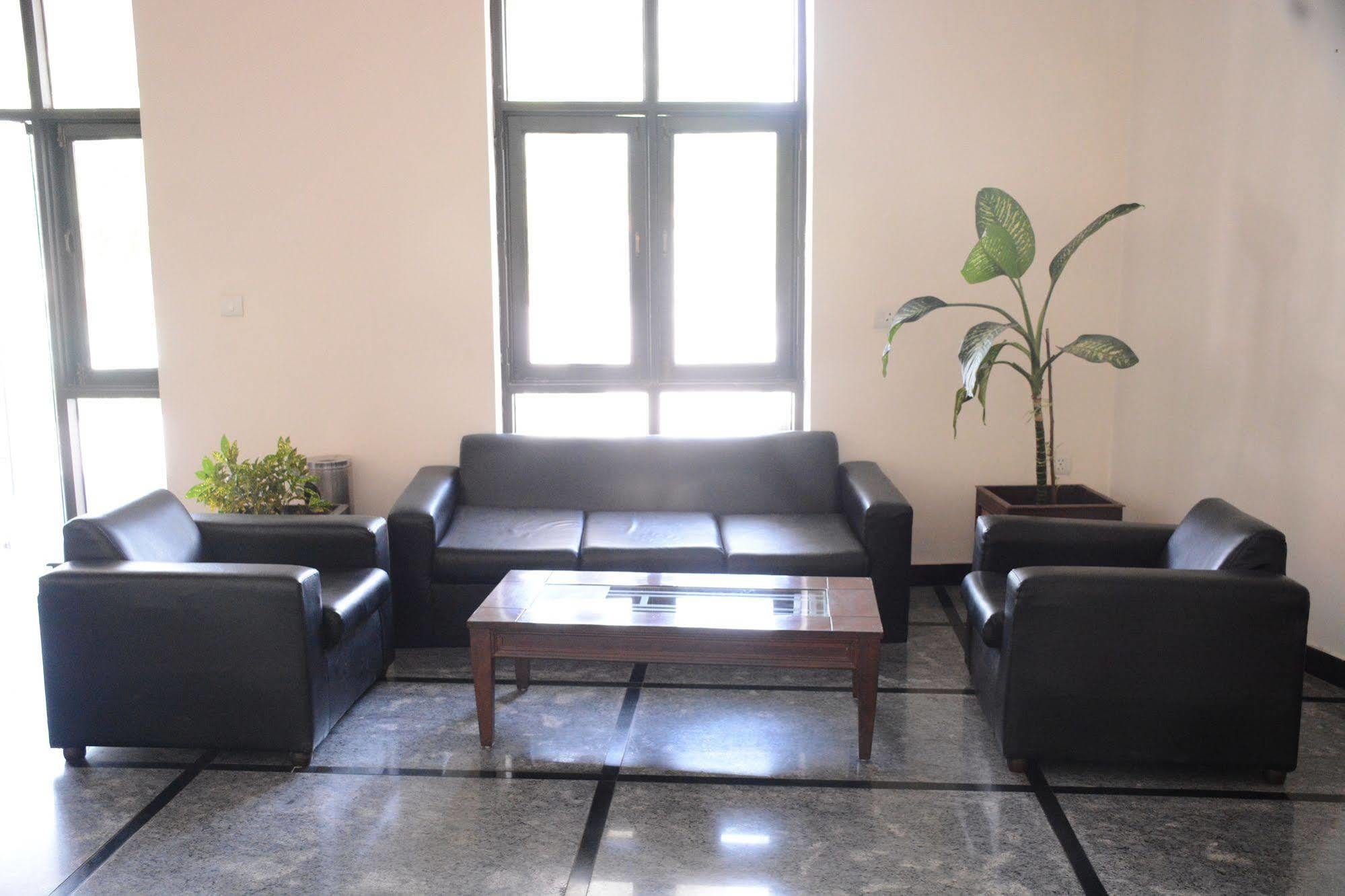 Naturoville Ayurvedic And Yoga Retreat Ξενοδοχείο Rishīkesh Εξωτερικό φωτογραφία