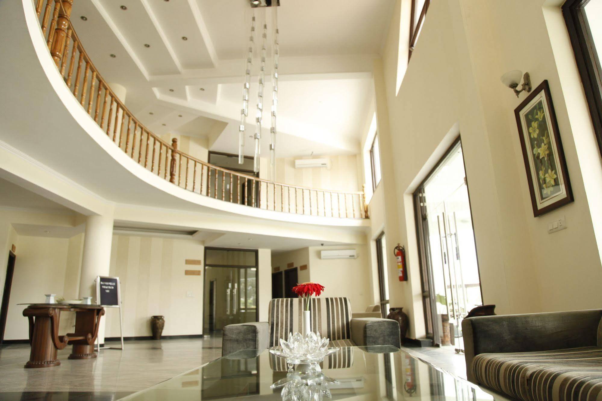 Naturoville Ayurvedic And Yoga Retreat Ξενοδοχείο Rishīkesh Εξωτερικό φωτογραφία